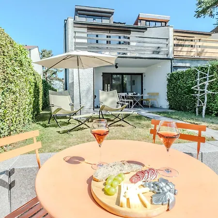 Entiere Dans Marina Privee Thonon-les-Bains